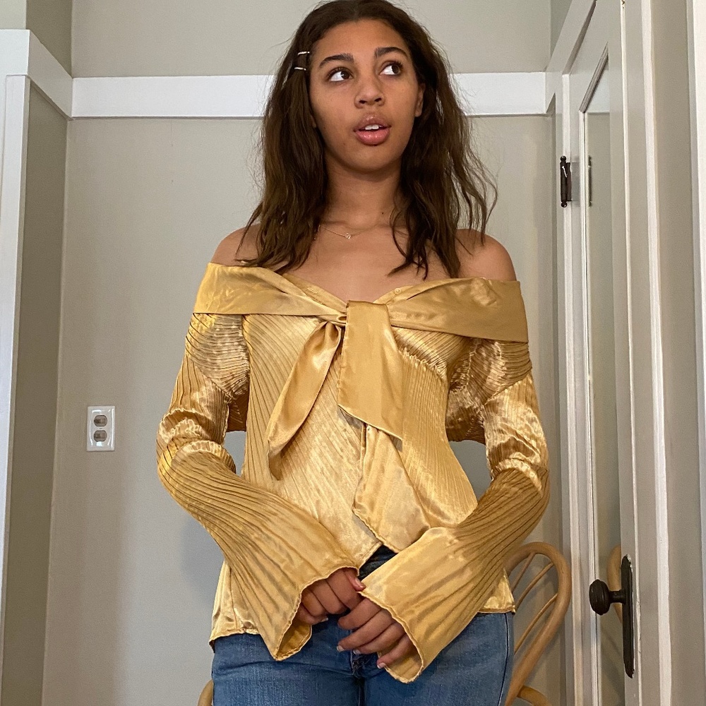 VINTAGE GOLD TOP
